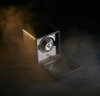 WOLF1834 Kubformad Watch Winder fr en Klocka med Lock i Svart