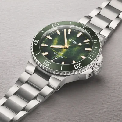 ORIS AQUIS DATE KELP FOREST