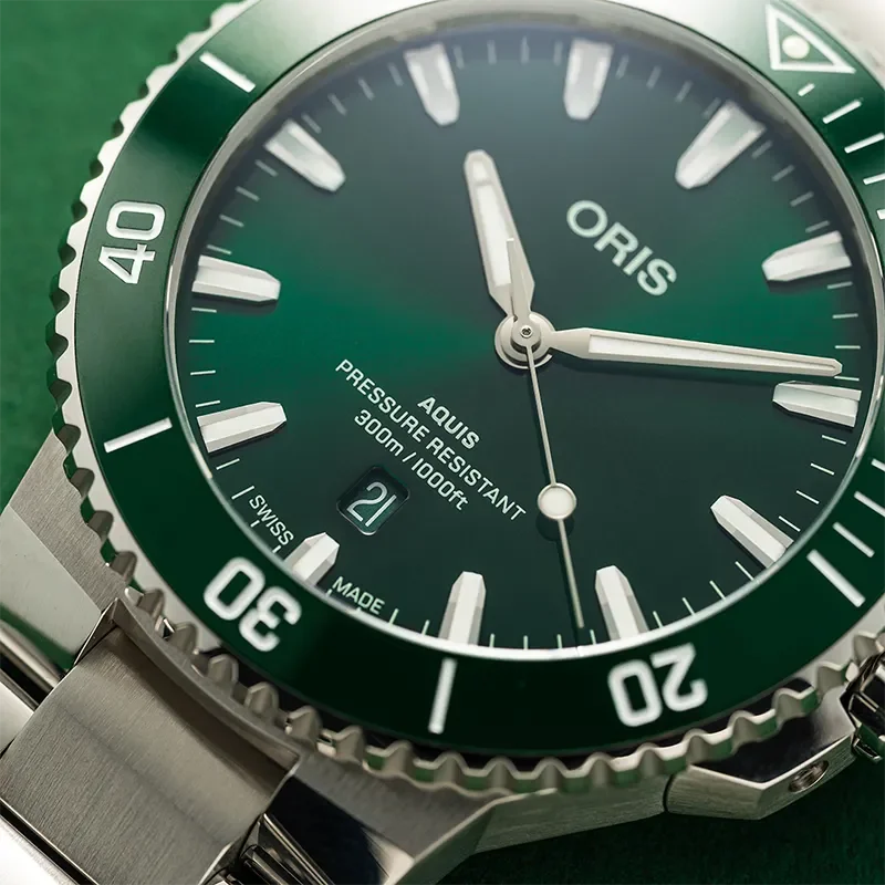 Oris Aquis Date 01 733 7789 4157-07 8 23 04PEB