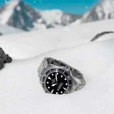 DS Action 38mm Mechanical, automatic winding
80 h Power Reserve
Nivachron
ETA
Swiss Made Diver's watch 300m according to ISO 6425:2018 - C048.807.11.051.00 