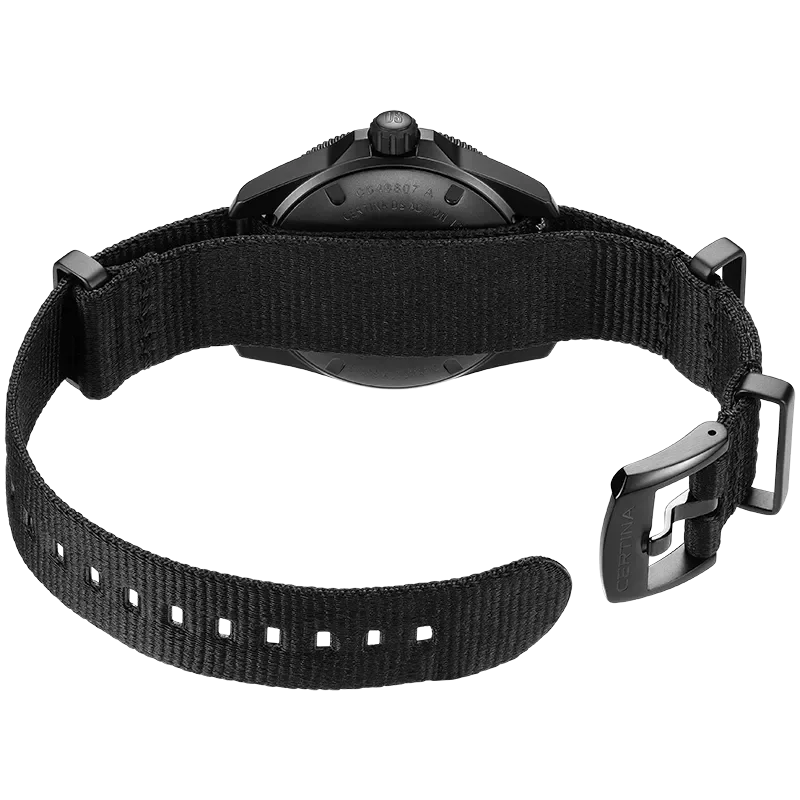 DS Action 38mm Mechanical, automatic winding
80 h Power Reserve
Nivachron
ETA
Swiss Made Diver's watch 300m according to ISO 6425:2018 - C048.807.38.051.00 