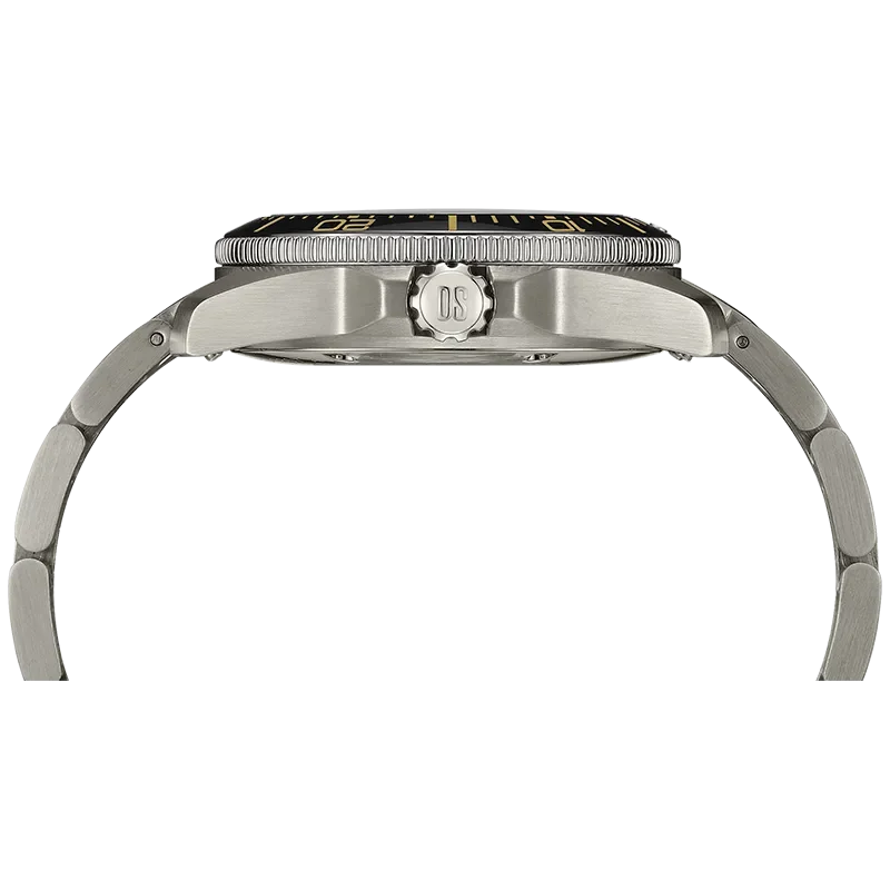 DS Action 38mm Mechanical, automatic winding
80 h Power Reserve
Nivachron
ETA
Swiss Made Diver's watch 300m according to ISO 6425:2018 - C048.807.44.051.00 