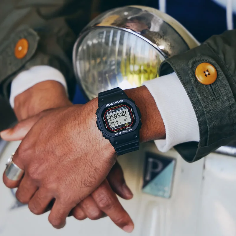 Casio G-Shock DW-5000R-1AER