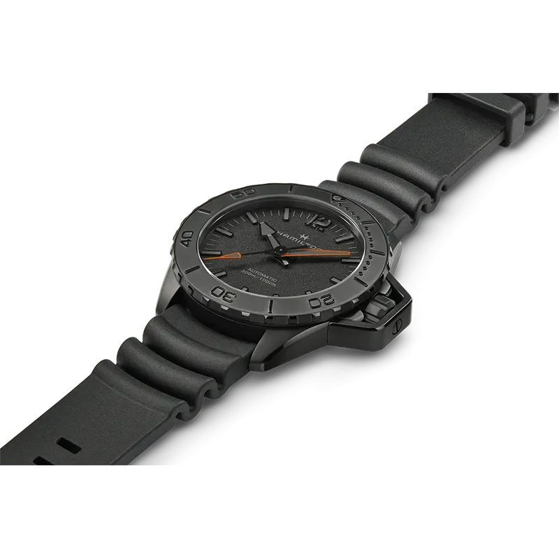 Hamilton H77845330 &ndash; Robust sportklocka 46 mm, vattent&auml;t 300 m