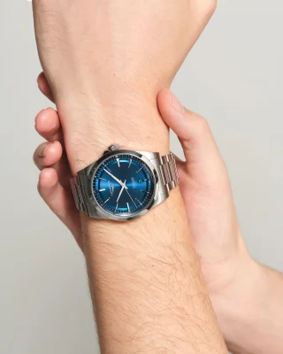 Longines Conquest L3.830.4.92.6