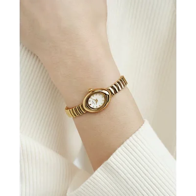 Mockberg Belle Oval Petite Gold MB1416