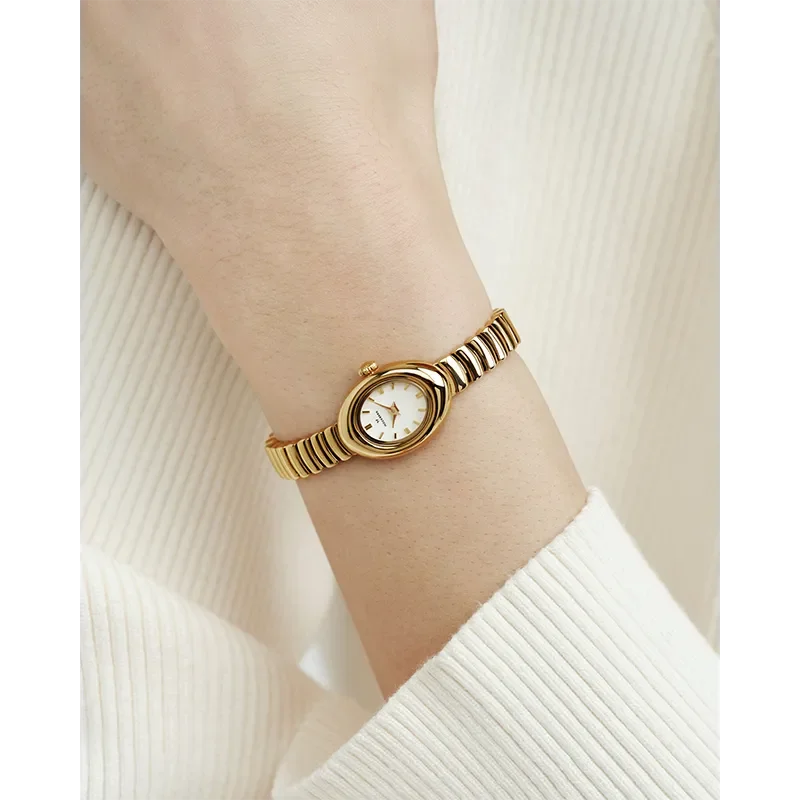 Mockberg Belle Oval Petite Gold MB1416