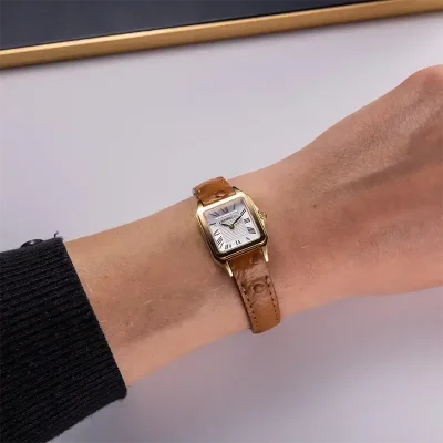 Herbelin Mini Luna Guld med Brunt Läderarmband 17407P1N08GD