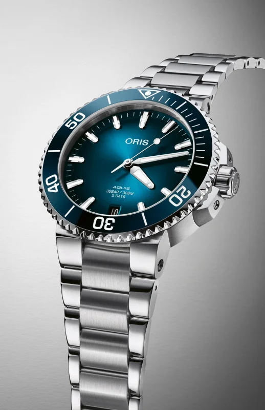 Oris Aquis Date 40077694135MB