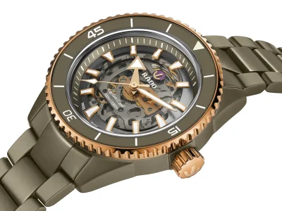 Rado Captain Cook High-Tech Ceramic Skeleton R32150162