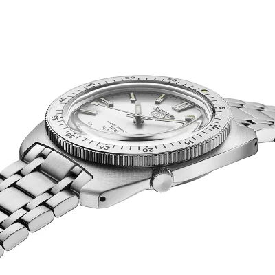 SEIKO  5 Sports Champagne SRPL91K1