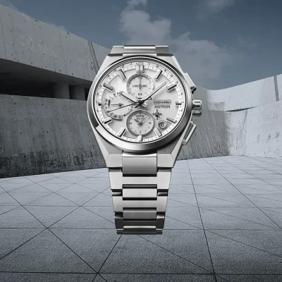 SEIKO Astron GPS Solar 5X Dual-Time Chronograph i Silvervitt SSH159J1 26 sep 24